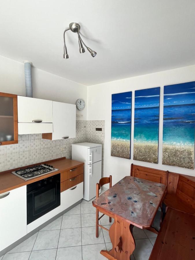 Appart 21 Artistic Beach Apartment Lignano Sabbiadoro Buitenkant foto