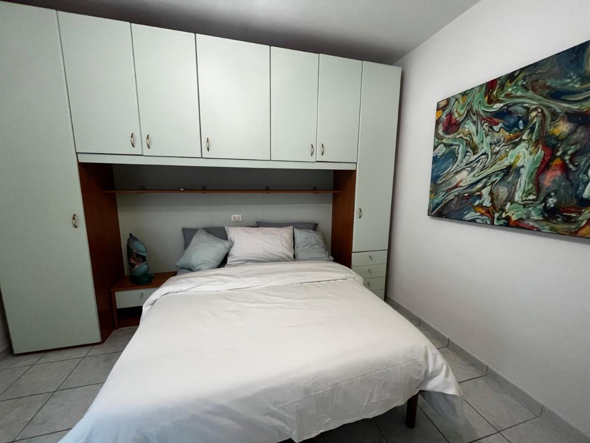 Appart 21 Artistic Beach Apartment Lignano Sabbiadoro Buitenkant foto